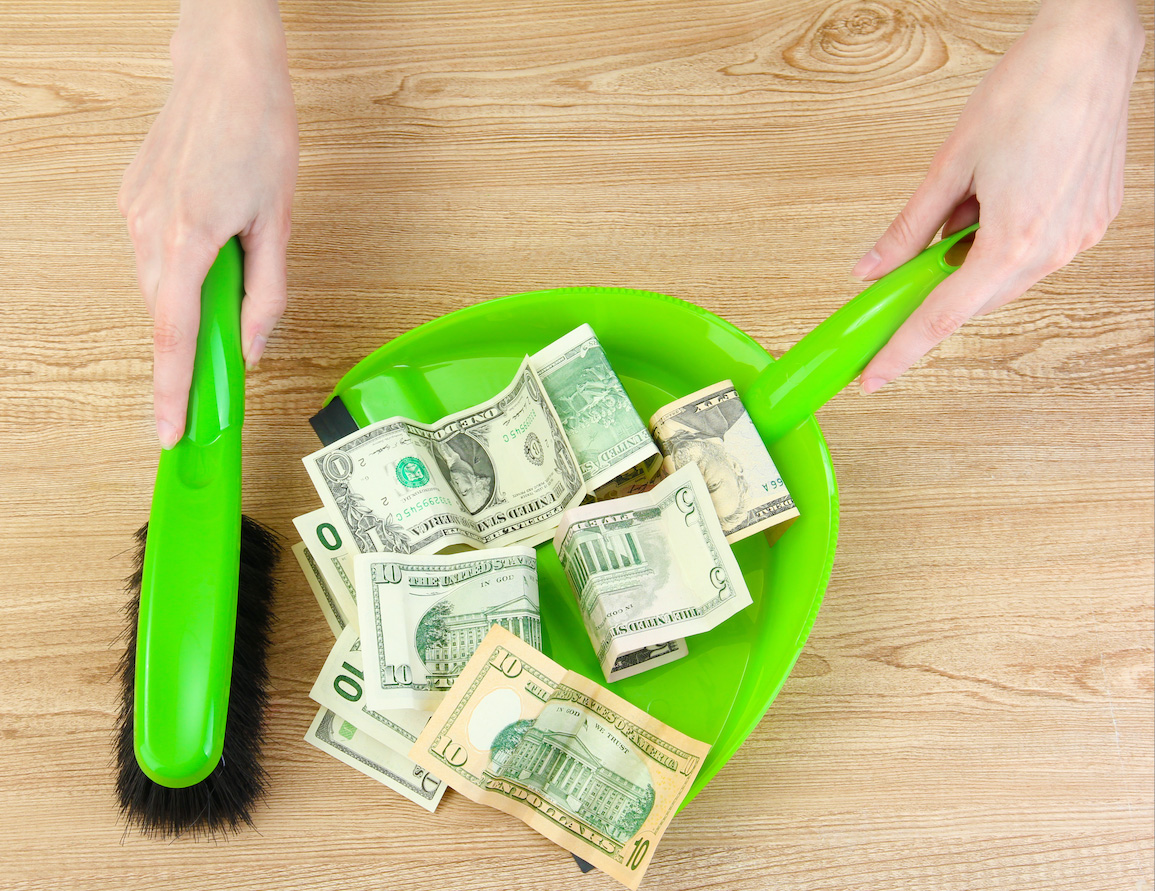 Four Ways to Clean Up Your Finances This Spring