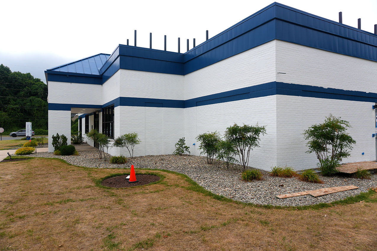 Saulsbury Financial Center